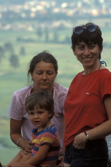 Marta Ziemianska, Barbara Ziemianska, Monica Levy